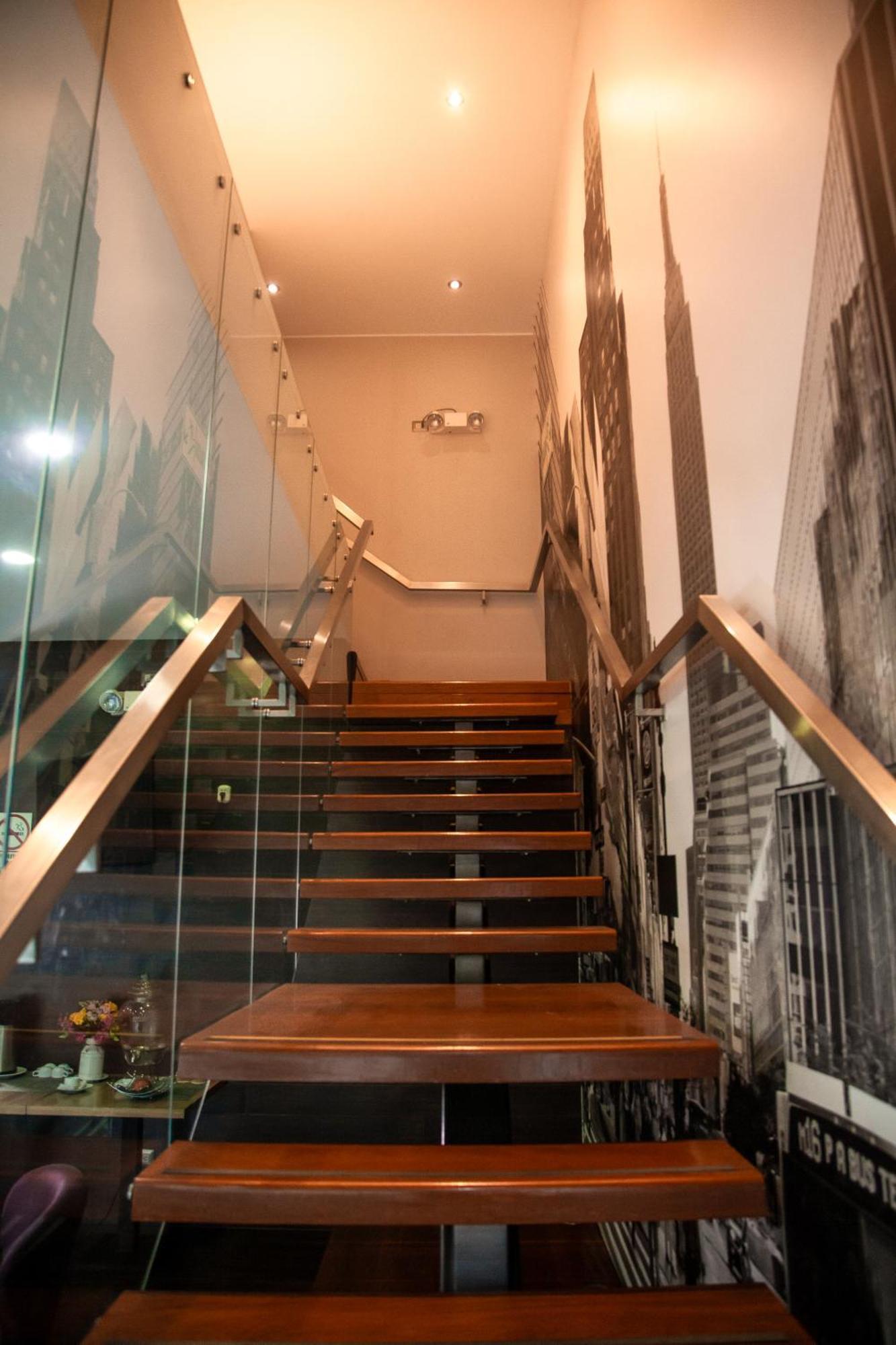 Hotel Aku 4*