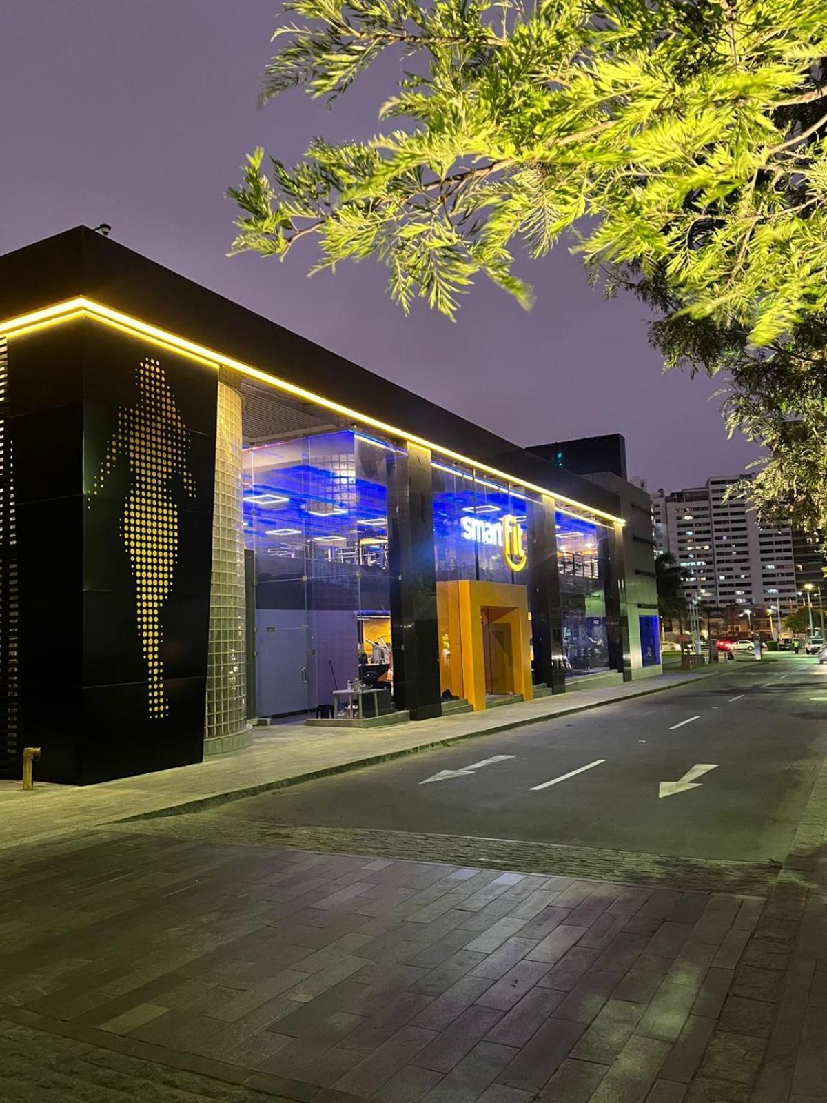 Aku 4* Lima